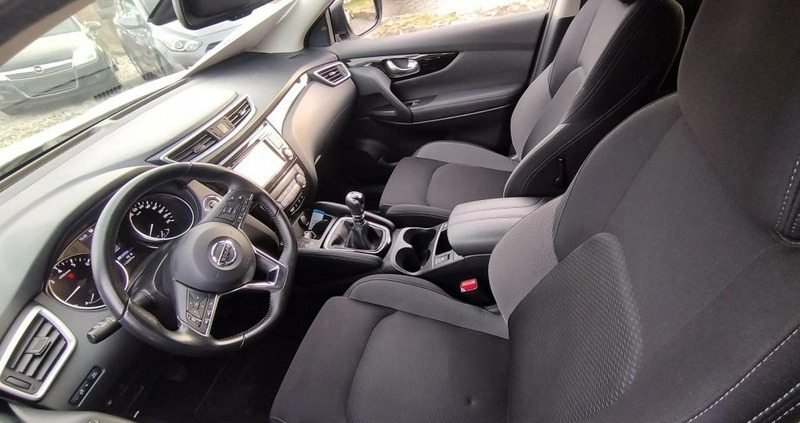 Nissan Qashqai cena 72900 przebieg: 112447, rok produkcji 2019 z Przysucha małe 56